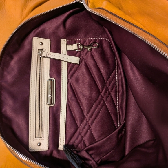 B. Makowsky Purse, Leather - Picture 11 of 13